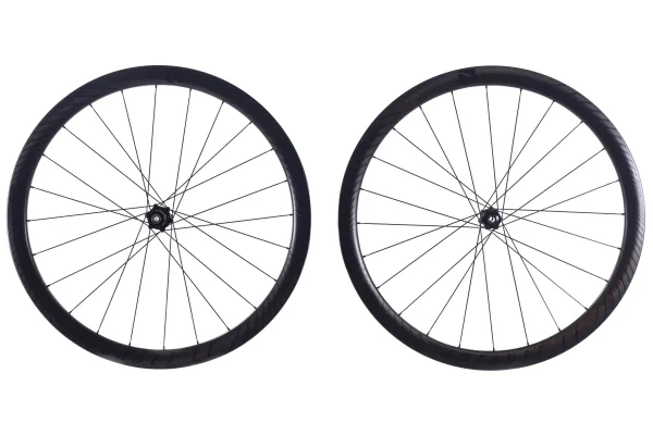 Pre-Owned Reynolds Assault LE Carbon Wheels|700C Disc Brake pre owned reynolds assault le 0 1750475914 - AROUNDTHECYCLE