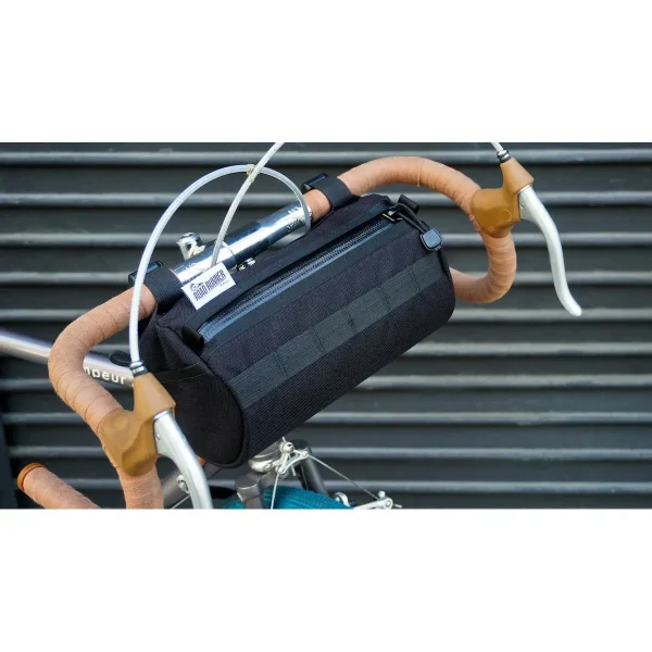 Road Runner Compact California Burrito 3.3L Bike Bag Black Cycling Gear road runner compact california 0 1750475665 - AROUNDTHECYCLE