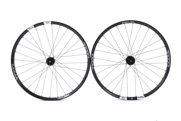 Used Revel RW30 Carbon Wheelset - Lightweight XC Bike Parts used revel rw30 carbon wheelse 0 1750476134 - AROUNDTHECYCLE